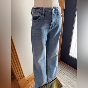 Just Black Denim - Women's Relaxed Straight Jeans - Light Blue Wash 34" Inseam